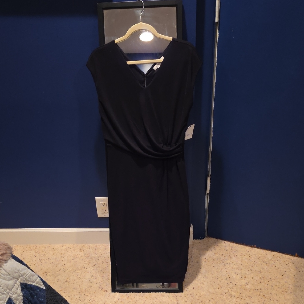Liz Claiborne Black Midi Dress